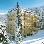 Salzburger Hof Отель 4*