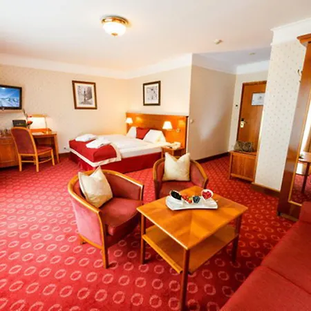 Salzburger Hof 4* Бадгаштейн