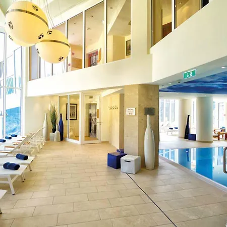 Salzburger Hof Отель 4*