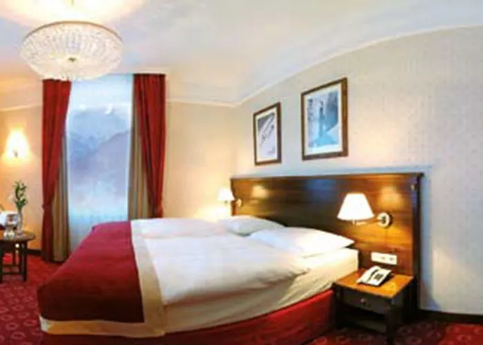 Hotell Salzburger Hof 4*