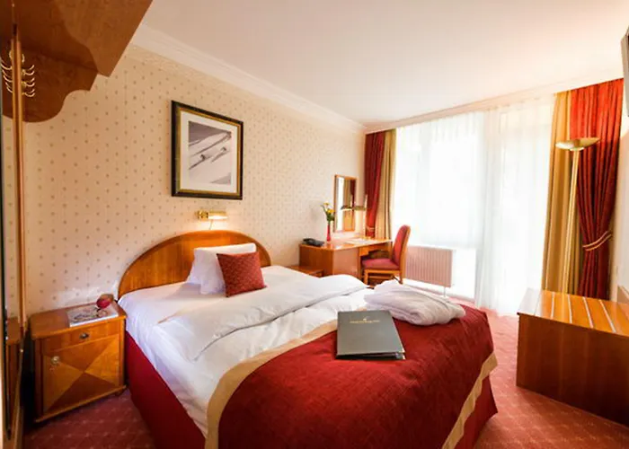 Hotell Salzburger Hof 4*