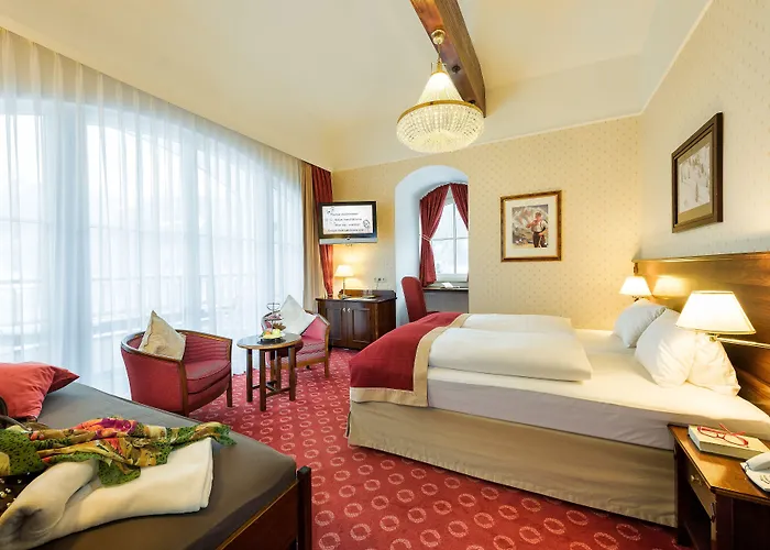 מלון Salzburger Hof 4*